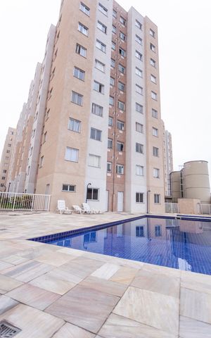 Apartamento à venda com 37m², 2 quartos e sem vagaÁrea comum - Piscina