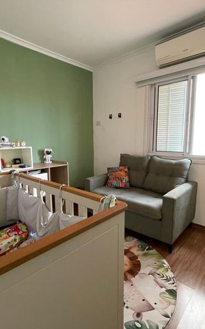 Casa de condomínio à venda com 220m², 4 quartos e 2 vagas Casa de condomínio à venda com 220m², 4 quartos e 2 vagasQuarto 1
