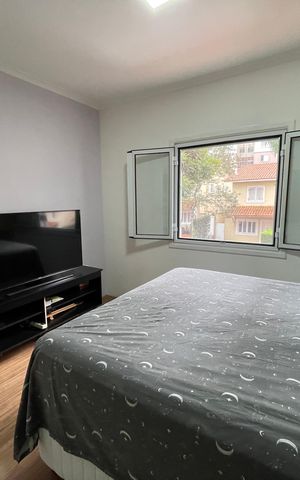Casa de condomínio à venda com 220m², 4 quartos e 2 vagas Casa de condomínio à venda com 220m², 4 quartos e 2 vagasSuíte
