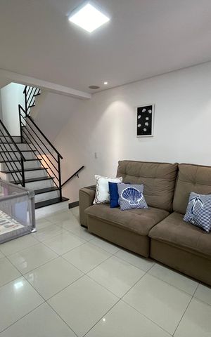 Casa de condomínio à venda com 220m², 4 quartos e 2 vagas Casa de condomínio à venda com 220m², 4 quartos e 2 vagasSala