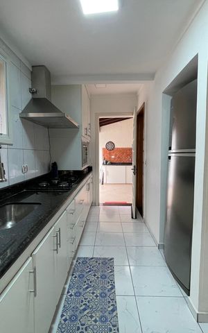 Casa de condomínio à venda com 220m², 4 quartos e 2 vagas Casa de condomínio à venda com 220m², 4 quartos e 2 vagasCozinha