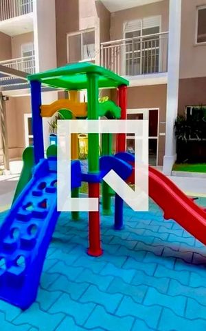 Apartamento à venda com 27m², 1 quarto e sem vaga Apartamento à venda com 27m², 1 quarto e sem vagaÁrea comum - Playground