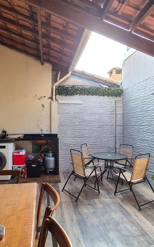 Casa de condomínio à venda com 110m², 3 quartos e 2 vagasÁrea de Serviço