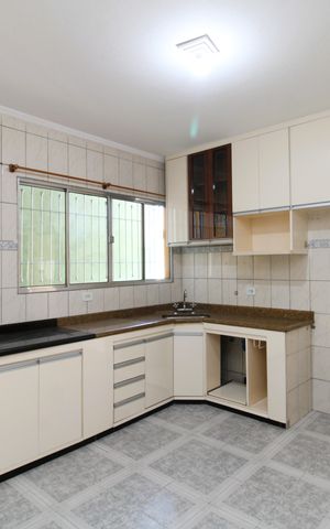Casa para alugar com 250m², 2 quartos e 1 vagaCozinha