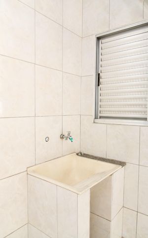Casa para alugar com 250m², 2 quartos e 1 vagaÁrea de Serviço