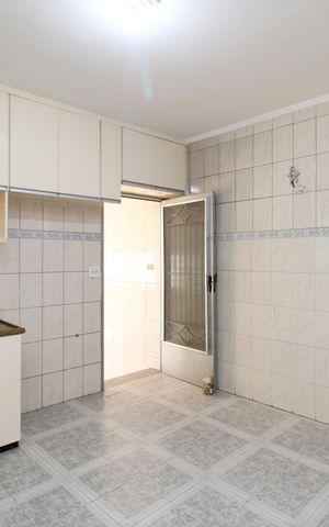 Casa para alugar com 250m², 2 quartos e 1 vagaCozinha