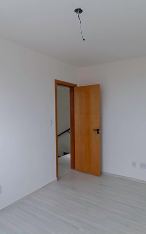 Casa à venda com 181m², 3 quartos e 2 vagas Casa à venda com 181m², 3 quartos e 2 vagasQuarto 2