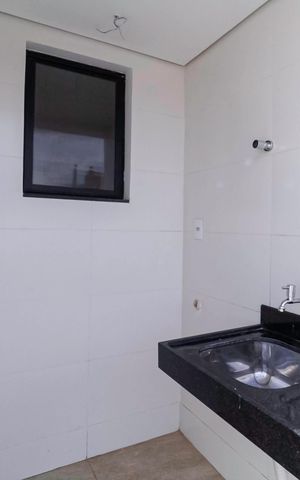 Casa à venda com 181m², 3 quartos e 2 vagas Casa à venda com 181m², 3 quartos e 2 vagasÁrea de serviço