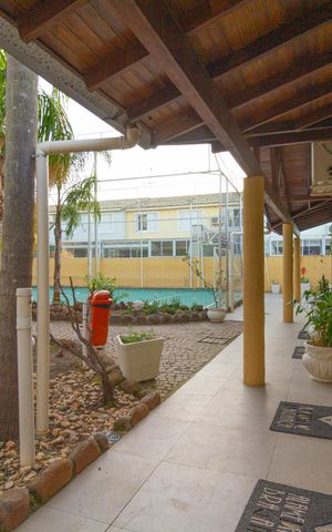 Casa de condomínio à venda com 88m², 3 quartos e 2 vagas Casa de condomínio à venda com 88m², 3 quartos e 2 vagasÁrea comum
