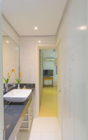 Casa de condomínio à venda com 88m², 3 quartos e 2 vagas Casa de condomínio à venda com 88m², 3 quartos e 2 vagasBanheiro
