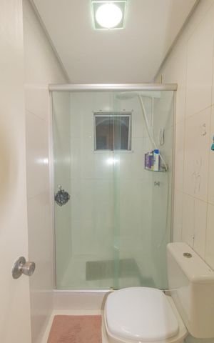 Casa de condomínio à venda com 88m², 3 quartos e 2 vagas Casa de condomínio à venda com 88m², 3 quartos e 2 vagasBanheiro
