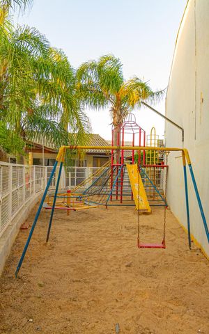 Casa de condomínio à venda com 88m², 3 quartos e 2 vagas Casa de condomínio à venda com 88m², 3 quartos e 2 vagasÁrea comum