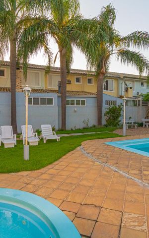 Casa de condomínio à venda com 88m², 3 quartos e 2 vagas Casa de condomínio à venda com 88m², 3 quartos e 2 vagasÁrea comum
