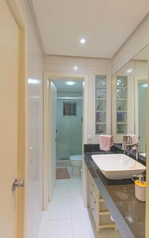 Casa de condomínio à venda com 88m², 3 quartos e 2 vagas Casa de condomínio à venda com 88m², 3 quartos e 2 vagasBanheiro