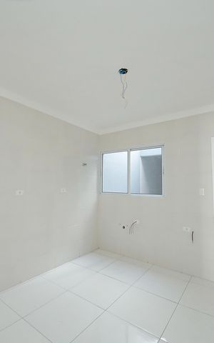 Casa à venda com 120m², 3 quartos e 2 vagas Casa à venda com 120m², 3 quartos e 2 vagasCozinha