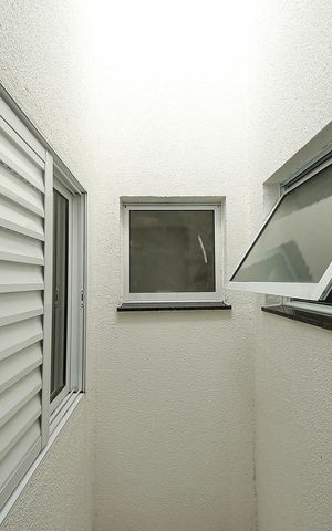 Casa à venda com 120m², 3 quartos e 2 vagas Casa à venda com 120m², 3 quartos e 2 vagasÁrea Privativa