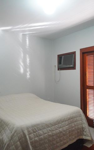 Casa à venda com 226m², 3 quartos e 3 vagasSuíte