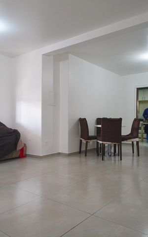 Casa à venda com 226m², 3 quartos e 3 vagasSala