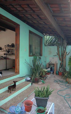 Casa à venda com 232m², 2 quartos e 4 vagasVaranda