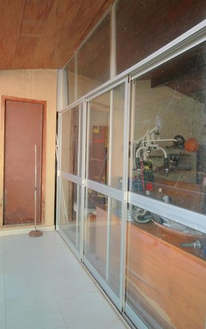 Casa à venda com 232m², 2 quartos e 4 vagasVaranda da Sala