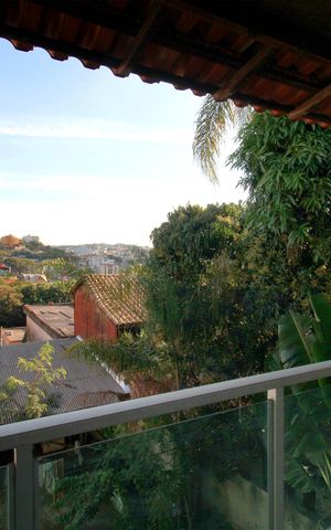 Casa à venda com 232m², 2 quartos e 4 vagasVaranda da Sala