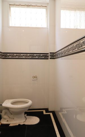 Casa para alugar com 456m², 7 quartos e 5 vagasLavabo