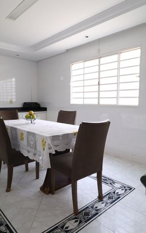 Casa para alugar com 456m², 7 quartos e 5 vagasCozinha