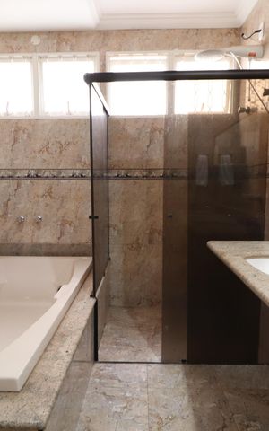 Casa para alugar com 456m², 7 quartos e 5 vagasBanheiro da Suíte 2