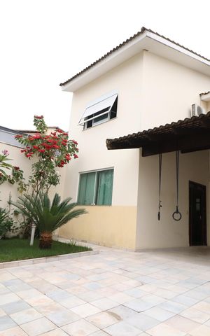 Casa para alugar com 456m², 7 quartos e 5 vagasGaragem
