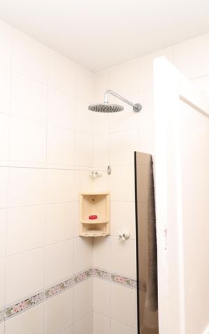 Casa à venda com 707m², 6 quartos e 4 vagasBanheiro da Suíte 1