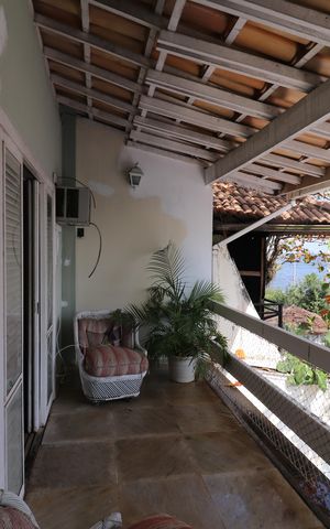 Casa à venda com 707m², 6 quartos e 4 vagasVaranda
