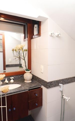 Casa à venda com 707m², 6 quartos e 4 vagasLavabo