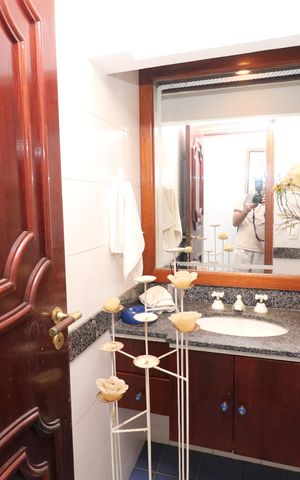Casa à venda com 707m², 6 quartos e 4 vagasLavabo
