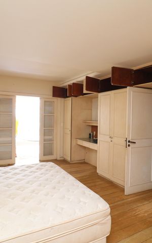 Casa à venda com 707m², 6 quartos e 4 vagasSuíte 3