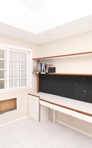 Casa à venda com 707m², 6 quartos e 4 vagasSuíte 2