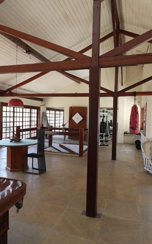 Casa à venda com 707m², 6 quartos e 4 vagasTerraço