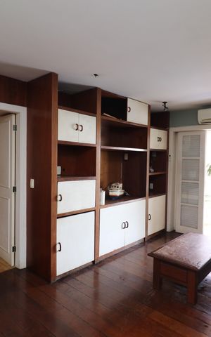 Casa à venda com 707m², 6 quartos e 4 vagasSala 2