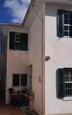 Casa à venda com 170m², 4 quartos e 2 vagas