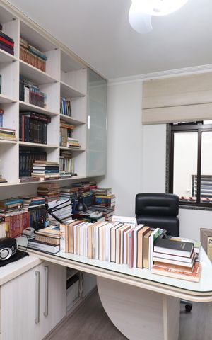 Apartamento à venda com 281m², 5 quartos e 1 vagaEscritório