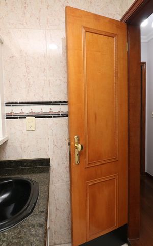 Apartamento à venda com 281m², 5 quartos e 1 vagaBanheiro da Suíte 2