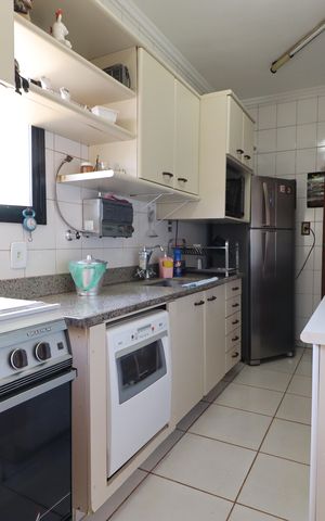 Apartamento para alugar com 107m², 2 quartos e 1 vagaCozinha