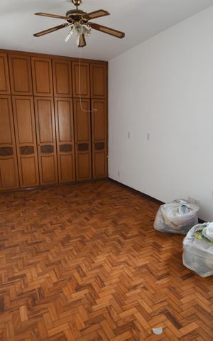 Casa à venda com 390m², 7 quartos e 4 vagasQuarto 3 - Suíte