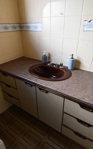 Casa à venda com 390m², 7 quartos e 4 vagasBanheiro 2