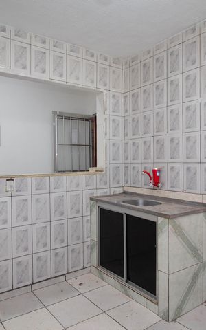 Casa para alugar com 50m², 1 quarto e sem vaga Casa para alugar com 50m², 1 quarto e sem vagaCozinha