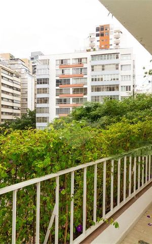Apartamento à venda com 239m², 3 quartos e 2 vagas
