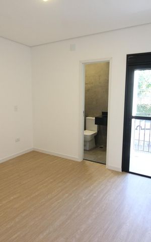 Casa à venda com 115m², 3 quartos e 2 vagasSuíte 1