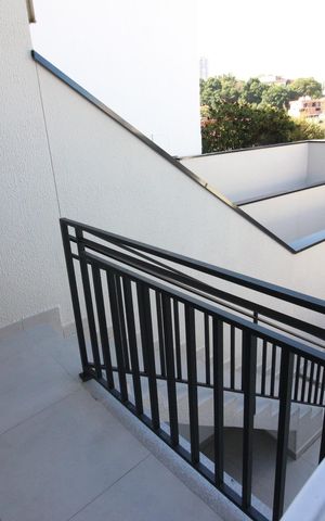 Casa à venda com 115m², 3 quartos e 2 vagasÁrea de Serviço