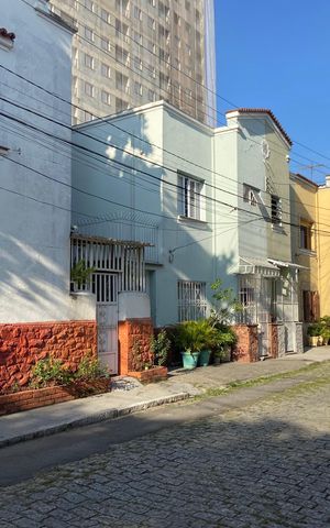 Casa à venda com 105m², 3 quartos e 1 vaga Casa à venda com 105m², 3 quartos e 1 vagaÁrea comum