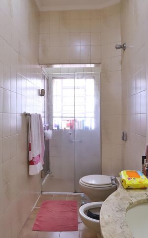 Casa à venda com 105m², 3 quartos e 1 vaga Casa à venda com 105m², 3 quartos e 1 vagaBanheiro