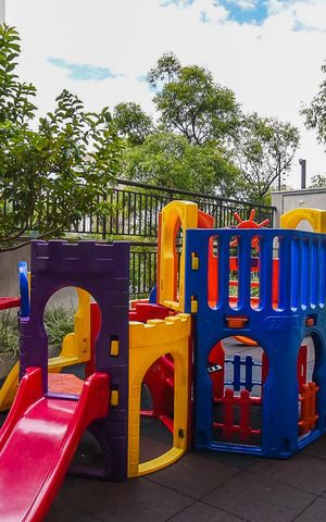 Apartamento à venda com 117m², 2 quartos e 2 vagas Apartamento à venda com 117m², 2 quartos e 2 vagasPlayground